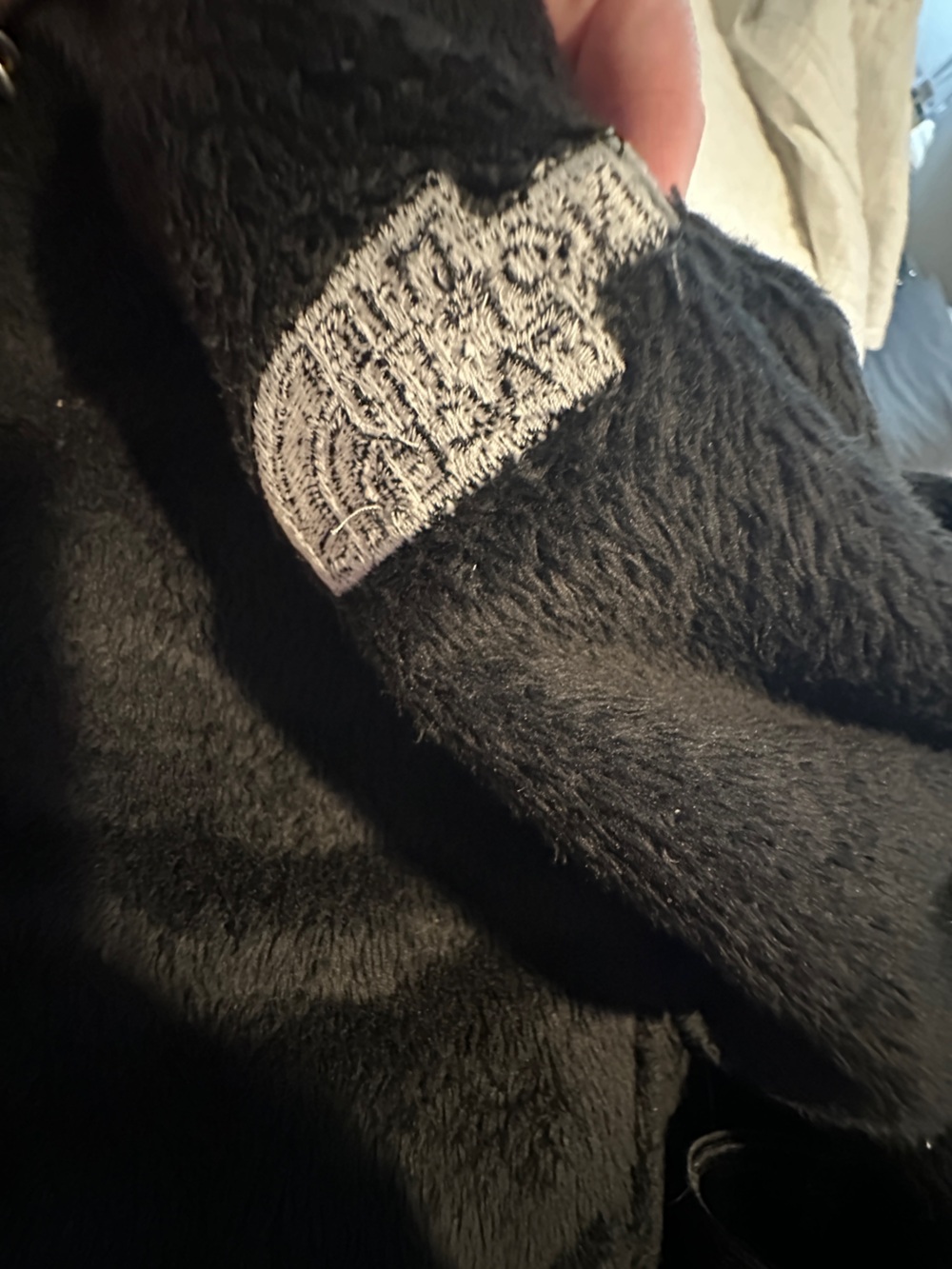 The North Face Black Sherpa Fleece Pullover - Picture 4 of 9